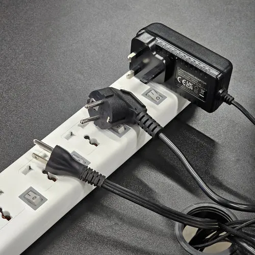 Huntkey SZC502 3m Universal Power Strip with Surge Protection image 2
